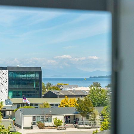 Lakeview Luxury - Taupo Holiday Apartment Екстериор снимка